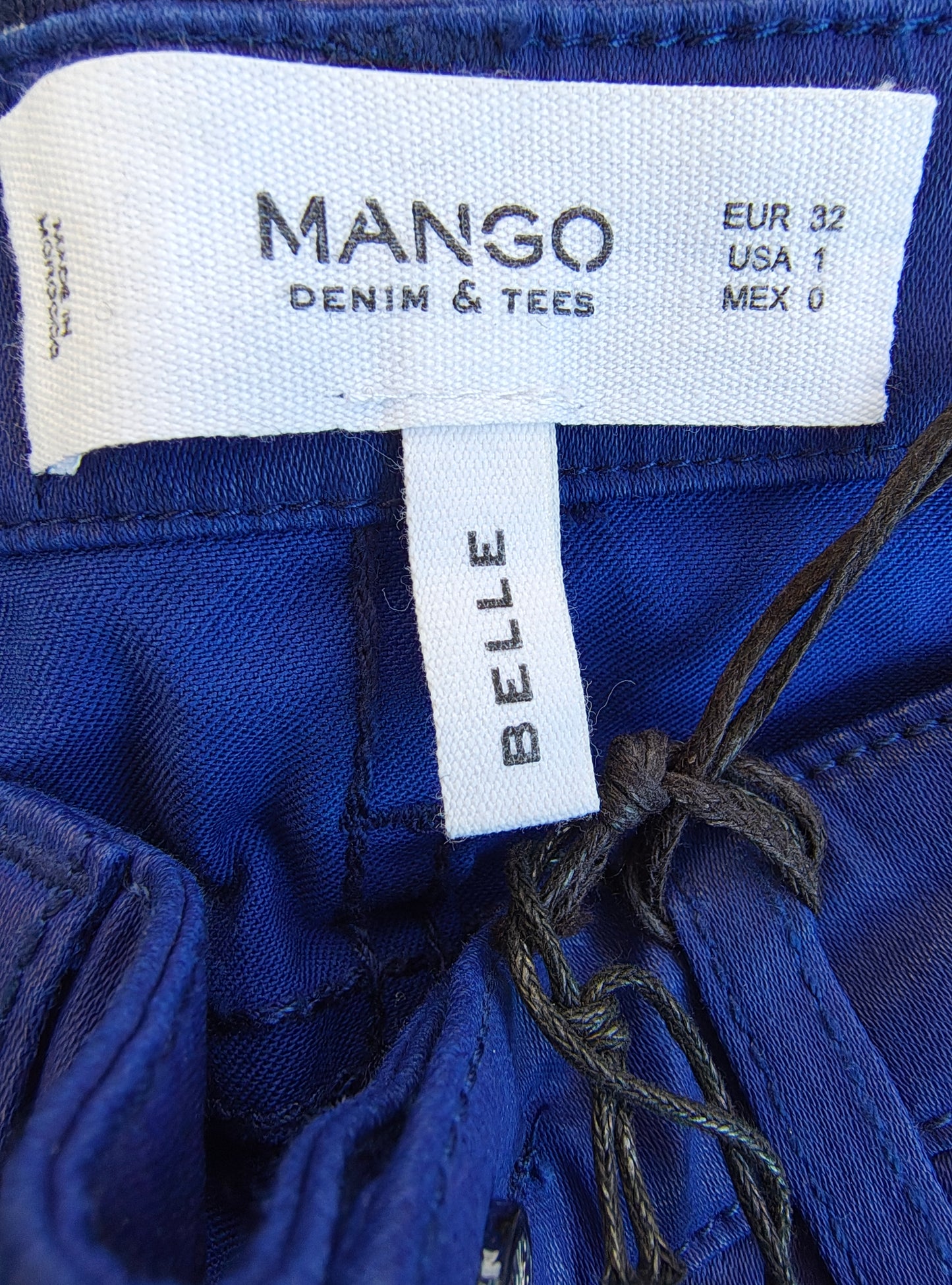 NUEVO – Pantalón push-up azul eléctrico Mango Denim & Tees modelo BELLE (Talla EUR 32)