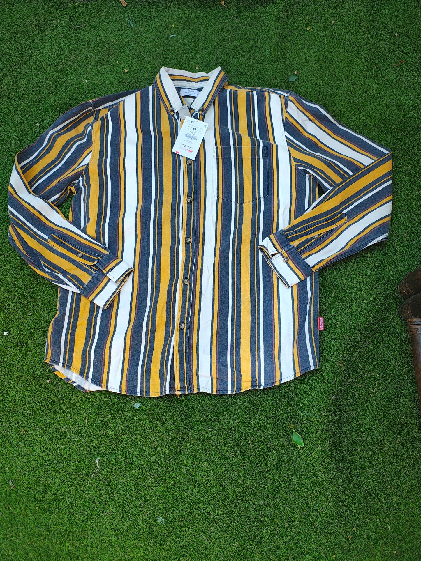 NUEVO – Camisa de rayas multicolor Bershka Relaxed Fit (Talla M)