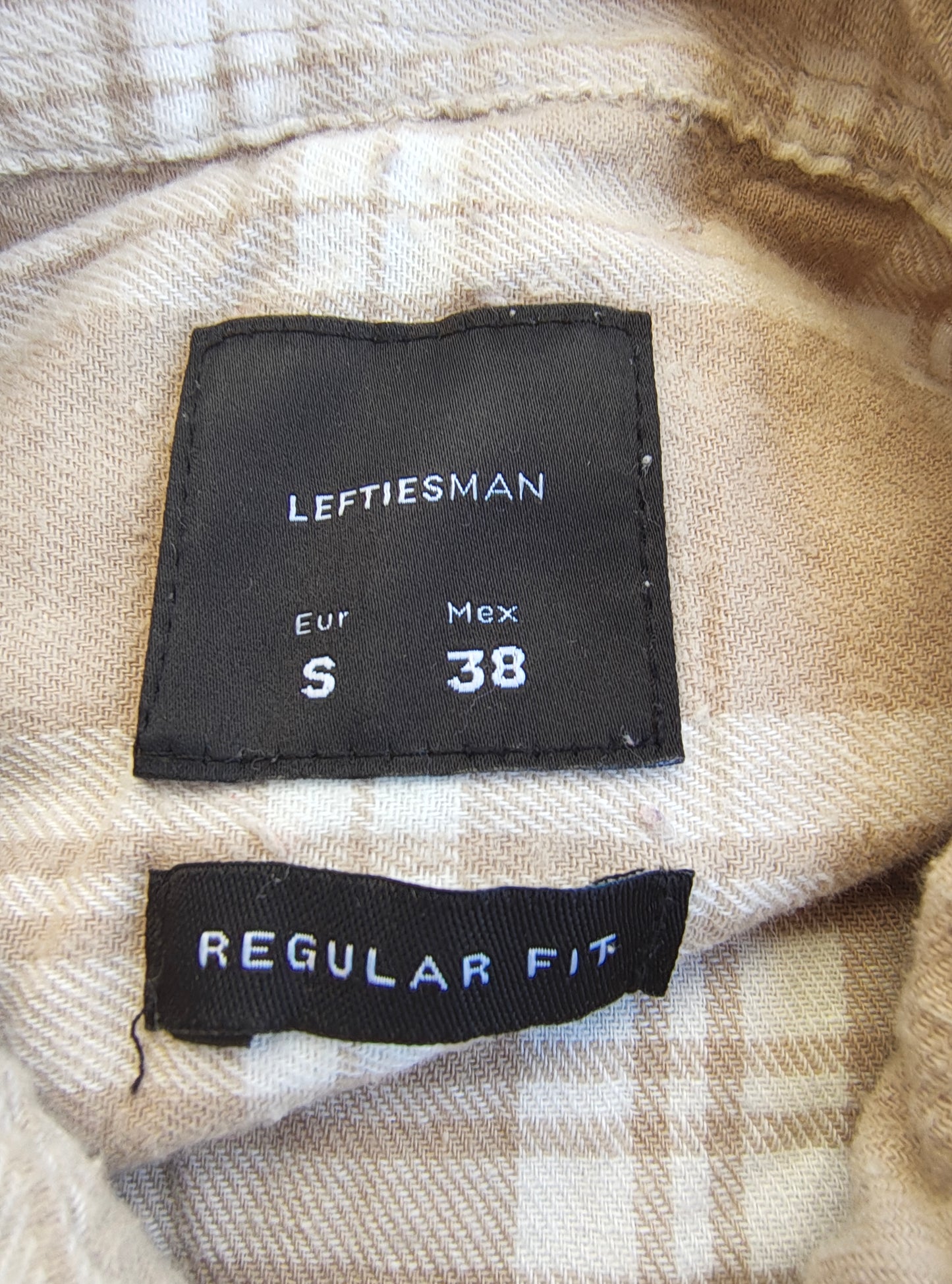 USADO – Camisa beige de cuadros blancos LEFTIESMAN Regular Fit (Talla EUR S)