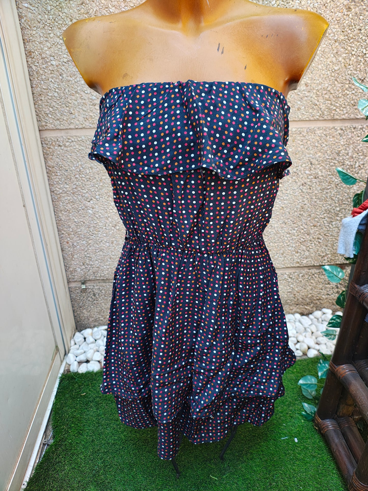 USADO – Vestido palabra de honor estampado de lunares multicolor (Talla S)