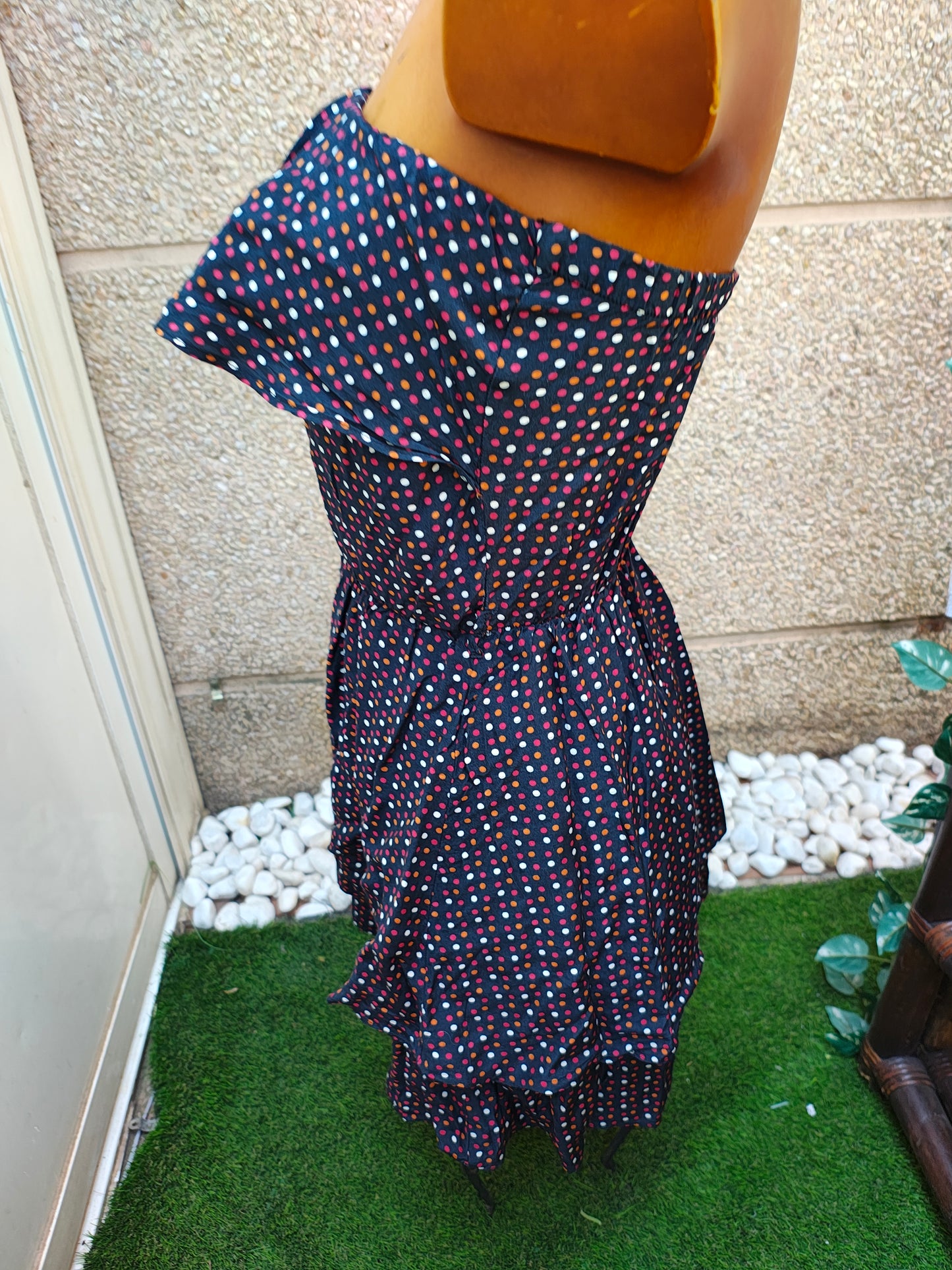 USADO – Vestido palabra de honor estampado de lunares multicolor (Talla S)