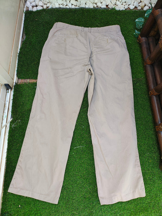 USADO – Pantalón chino recto beige CELIO (Talla EUR 44 / USA 35)
