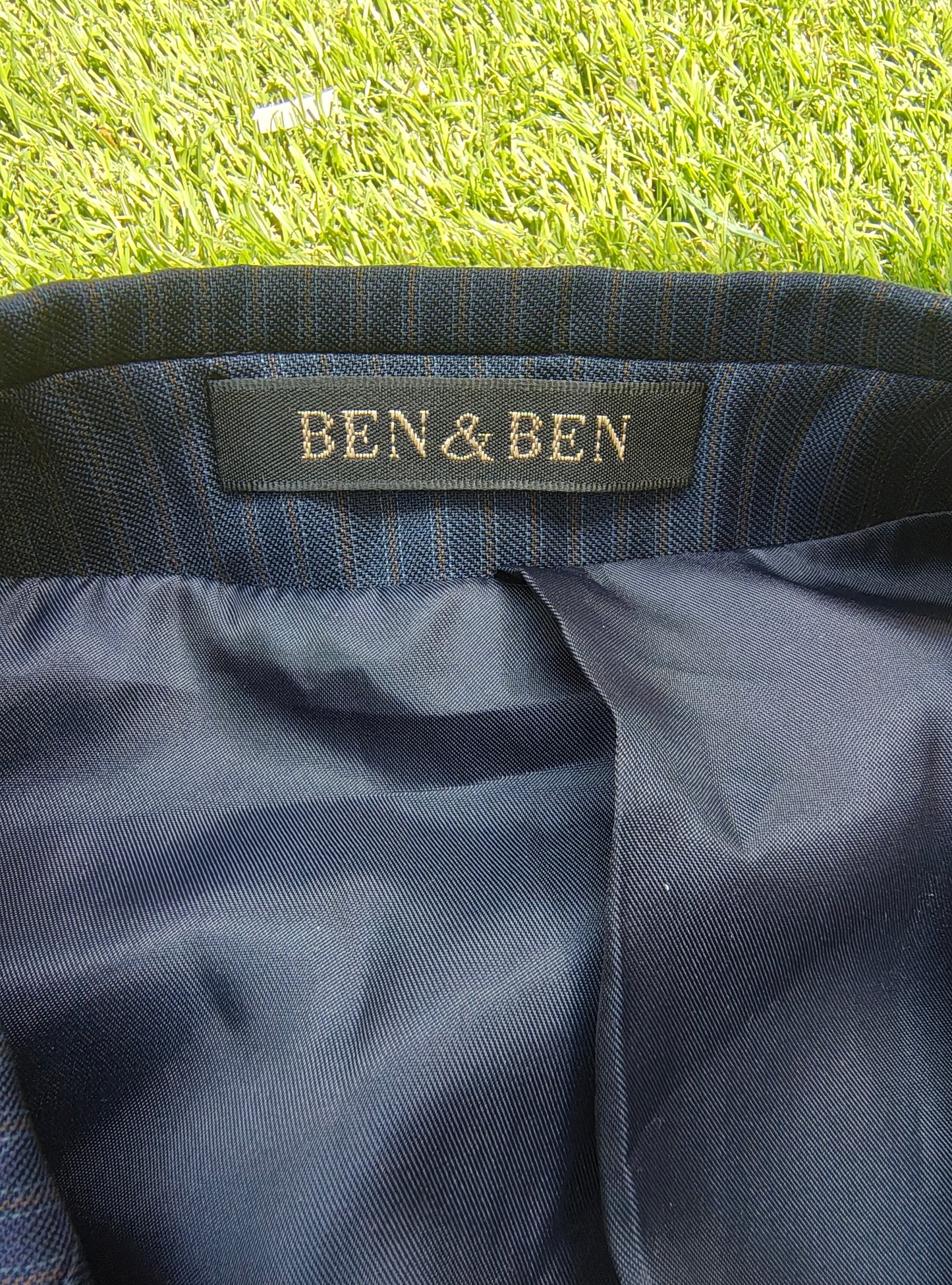 USADO – Americana de rayas finas azul marino BEN & BEN (Talla EUR 50 / USA 42)