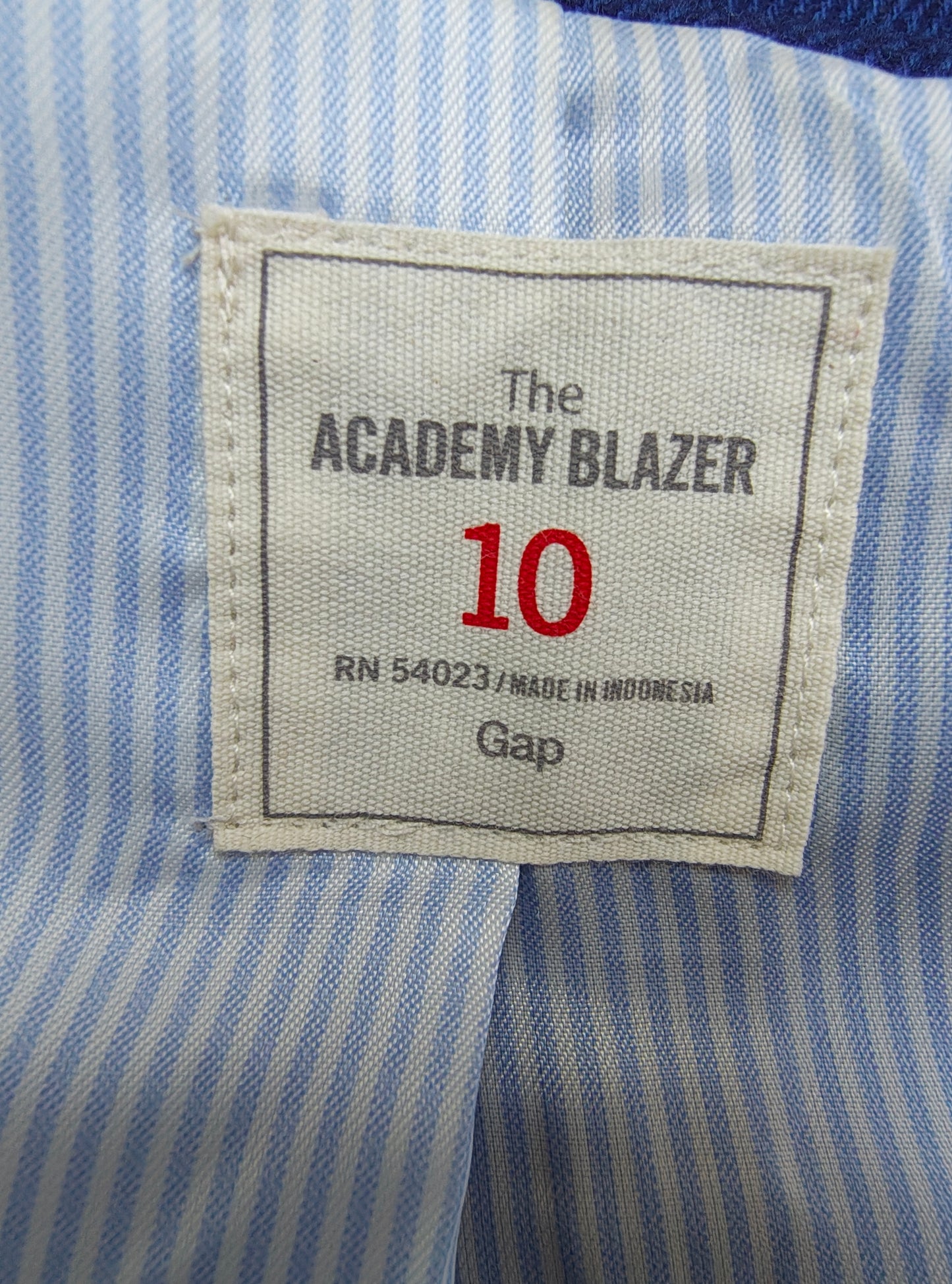 USADO – Blazer azul marino de lana The Academy Blazer GAP (Talla 10 / M)