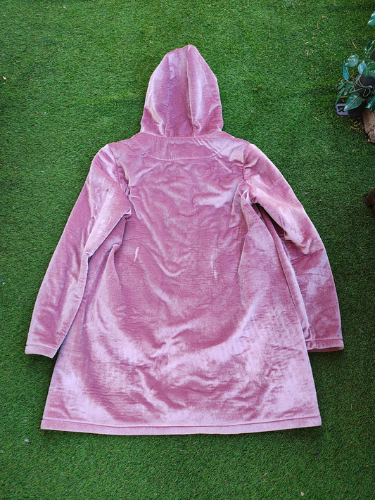 USADO – Abrigo rosa de terciopelo con capucha (Talla aproximada M)