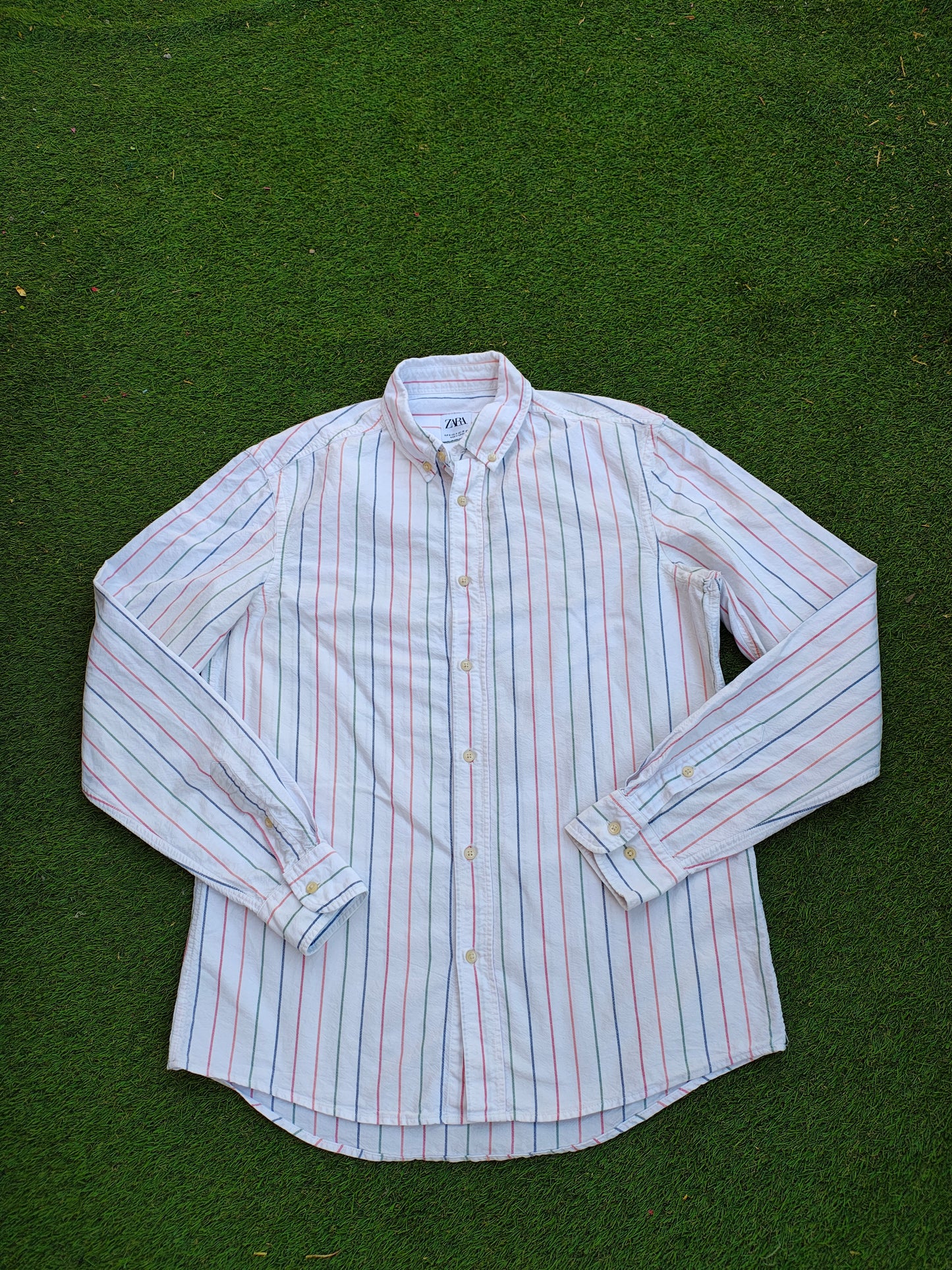 USADO – Camisa de rayas multicolor ZARA (Talla S)