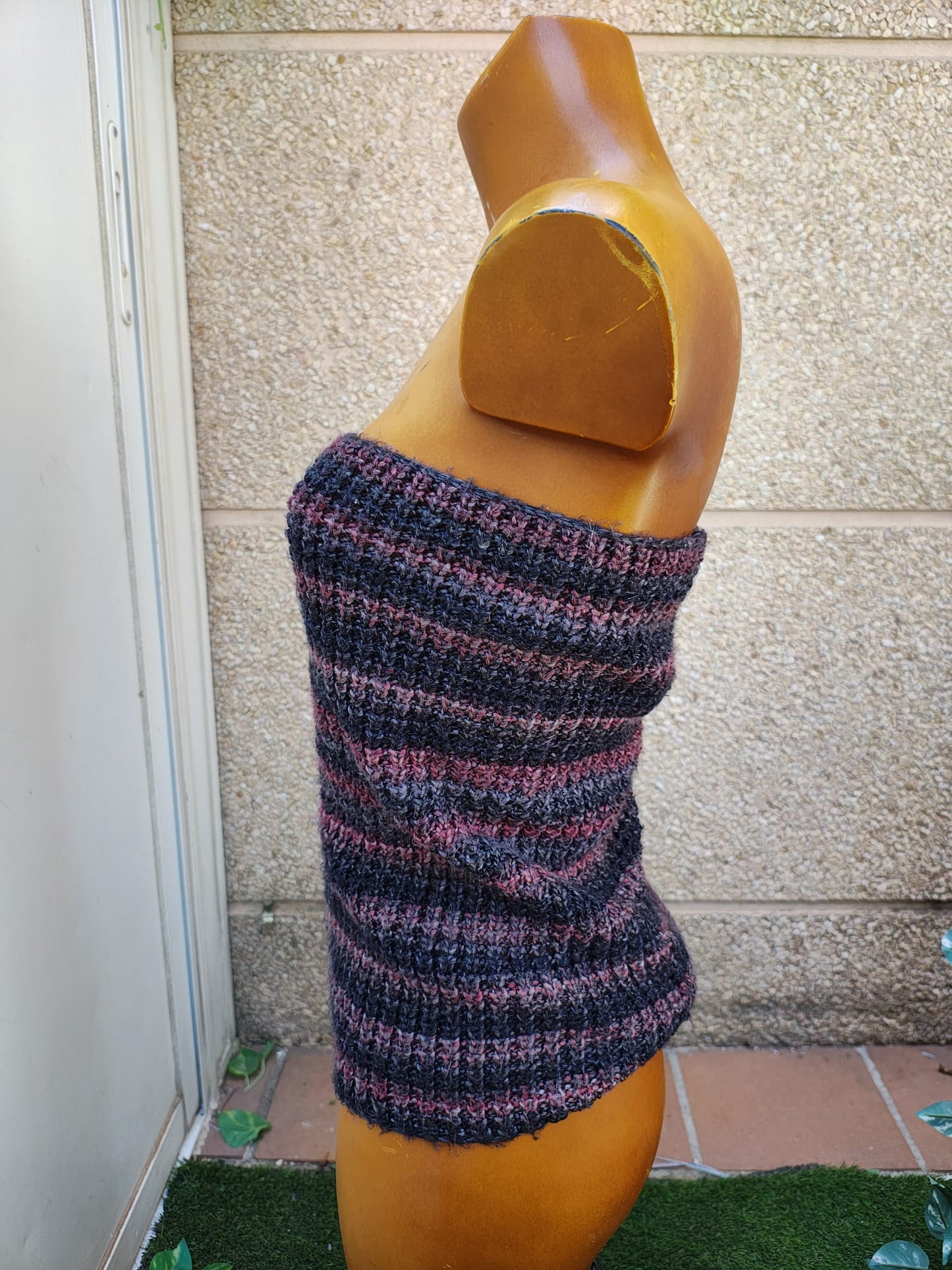 USADO â Top de punto estilo palabra de honor a rayas con botones decorativos (Talla Ășnica)