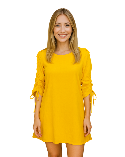 USADO – Vestido corto amarillo con frunces en mangas Zara Trafaluc (Talla M)
