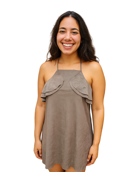 USADO – Vestido corto taupe con volantes escote Zara Woman Collection (Talla S)