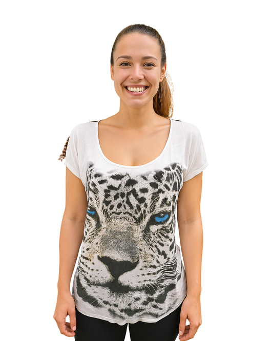 OCCASION - T-shirt blanc avec imprimé léopard sur le devant et imprimé animal au dos (Taille non précisée)