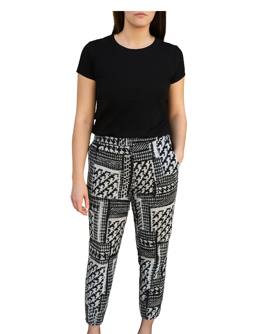 USADO - Pantalón jogger de cuadros blanco y negro Zara Basic (Talla EUR M)