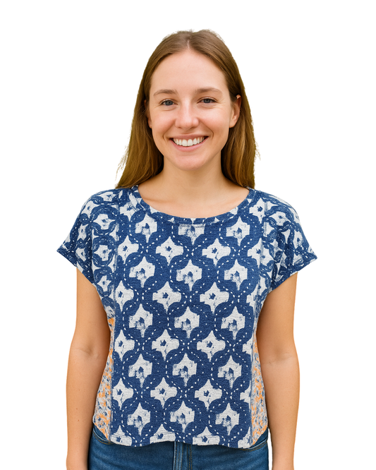 D'OCCASION – T-shirt en maille imprimé bleu et blanc avec détails latéraux de ZARA Trafaluc (Taille EUR M)