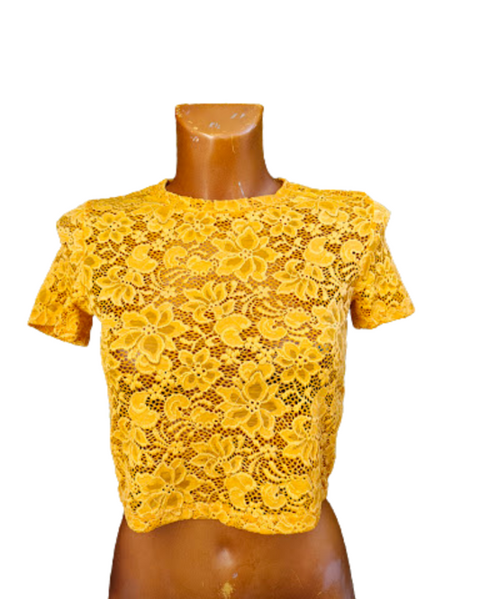 USADO - Top corto de encaje amarillo Zara Trafaluc (Talla S)