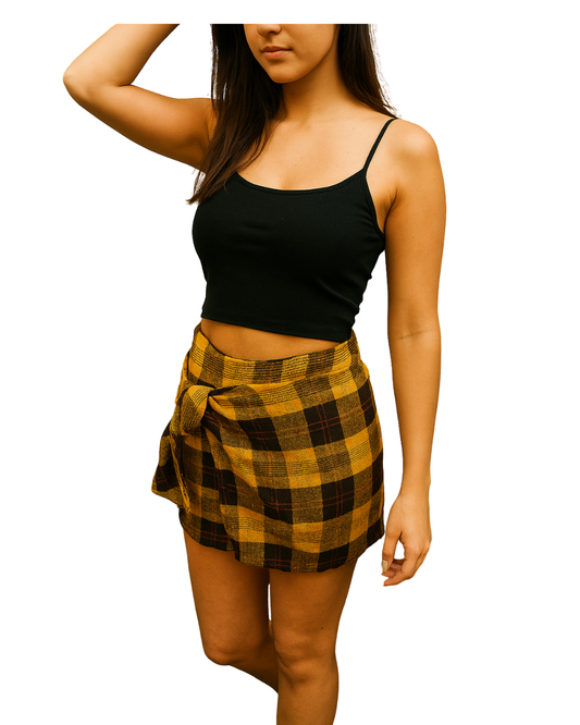 NUEVO– Falda shorts corta de cuadros mostaza y marrón MANGO Suit (Talla EUR XS)