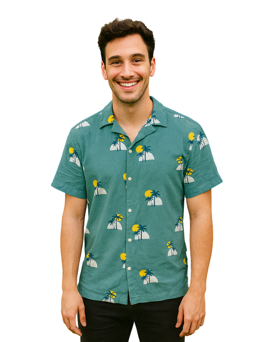 USADO – Camisa verde estampada palmeras LEFTIESMAN Relaxed Fit (Talla S)