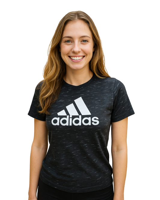 USADO – Camiseta negra con logo frontal ADIDAS (Talla no visible)