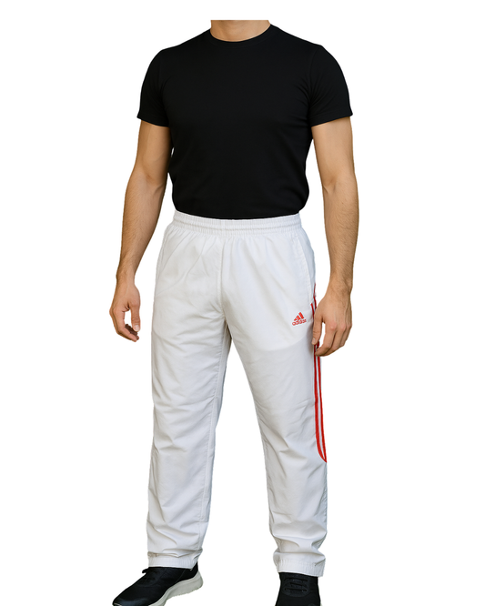 USADO – Pantalón deportivo Adidas blanco con franjas rojas (Talla M)