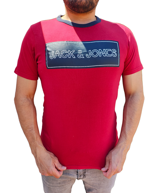 D'OCCASION - T-shirt Jack &amp; Jones rouge avec logo sur le devant (taille S)