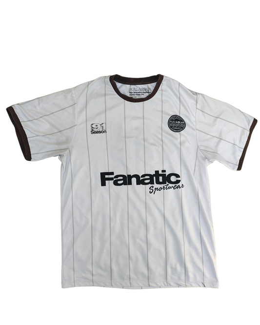 USADO – Camiseta blanca estilo deportivo Pull&Bear "Fanatic Sportswear" (Talla M)