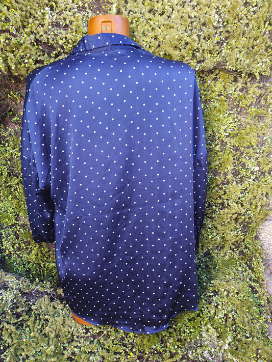 D'OCCASION - Chemisier bleu marine à pois Stradivarius (Taille M)