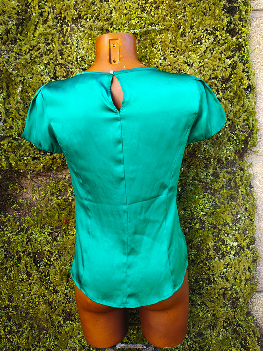 D'OCCASION - Chemisier en satin vert MNG Basics (Taille XS)