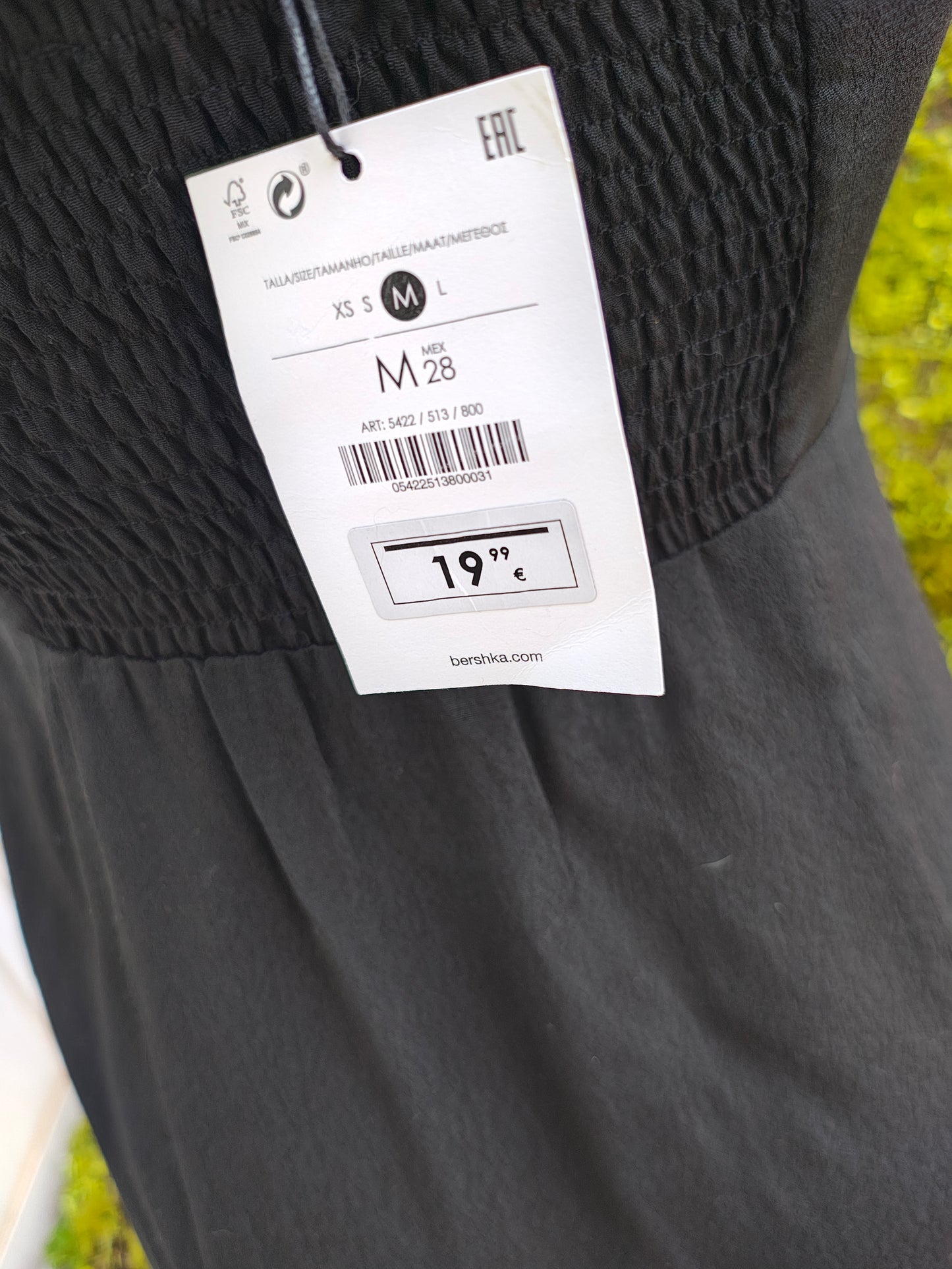 NUEVO - Vestido negro con abertura frontal Bershka (Talla M)