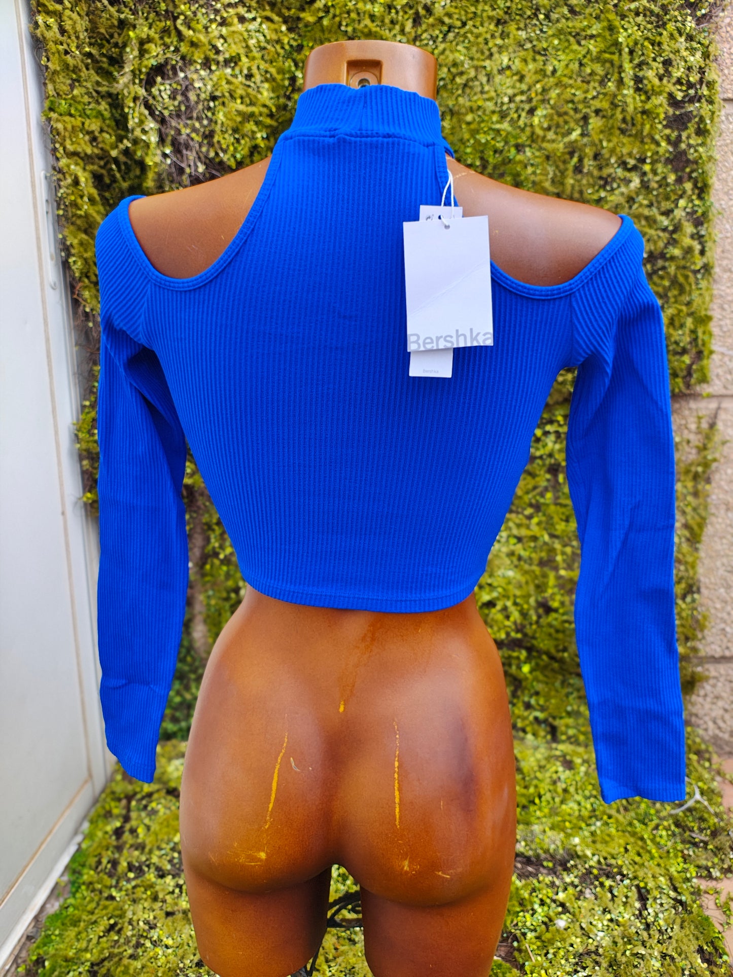 NOUVEAU - Crop top bleu électrique à encolure Bardot Bershka (Taille S)