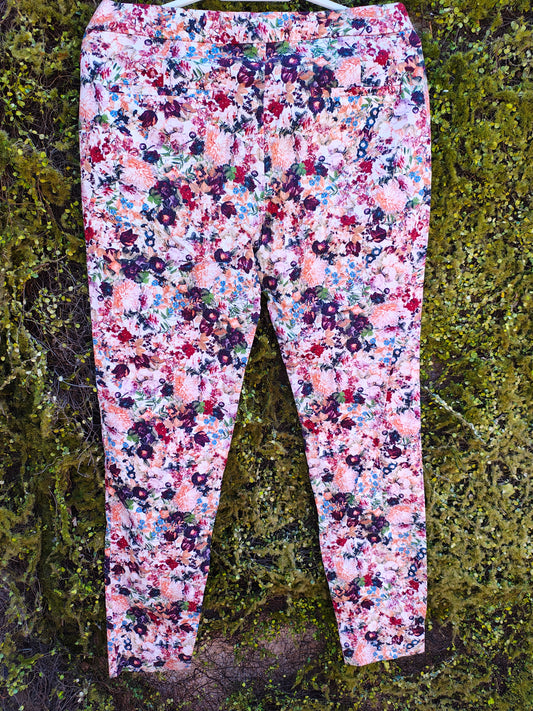 Pantalon skinny basique fleuri d'occasion Zara – Taille XS