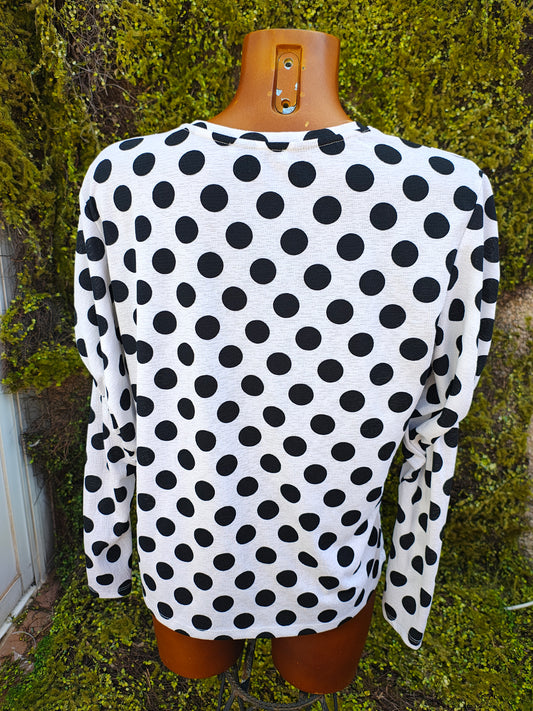 D'OCCASION – T-shirt Trafaluc Zara en maille blanche à pois noirs (Taille EUR S / USA S / MEX 26)