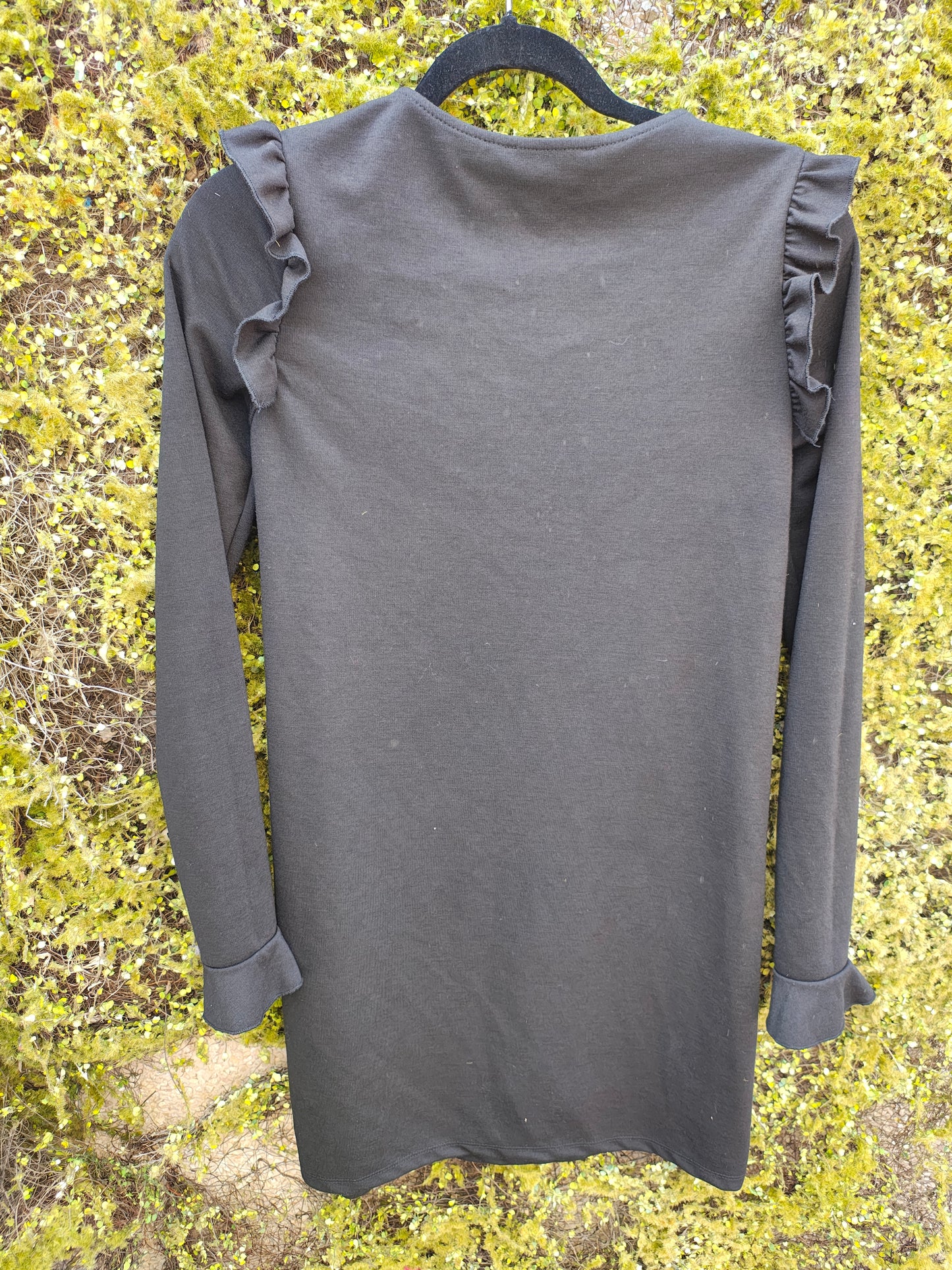 D'OCCASION – Robe noire à volants Bershka (taille S / environ 36)
