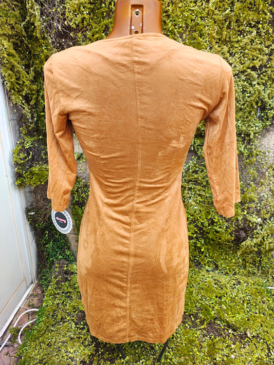 NUEVO – Vestido camel con escote de cordones Cherry Barcelona (Talla S)