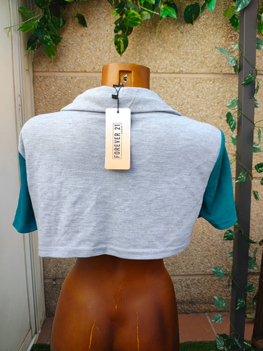 NUEVO  – Top crop bicolor “Brooklyn” FOREVER 21 (Talla XS)