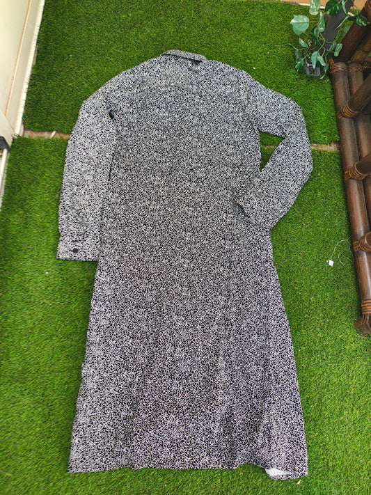 NUEVO  – Vestido largo camisero negro estampado SINSAY (Talla XXS)