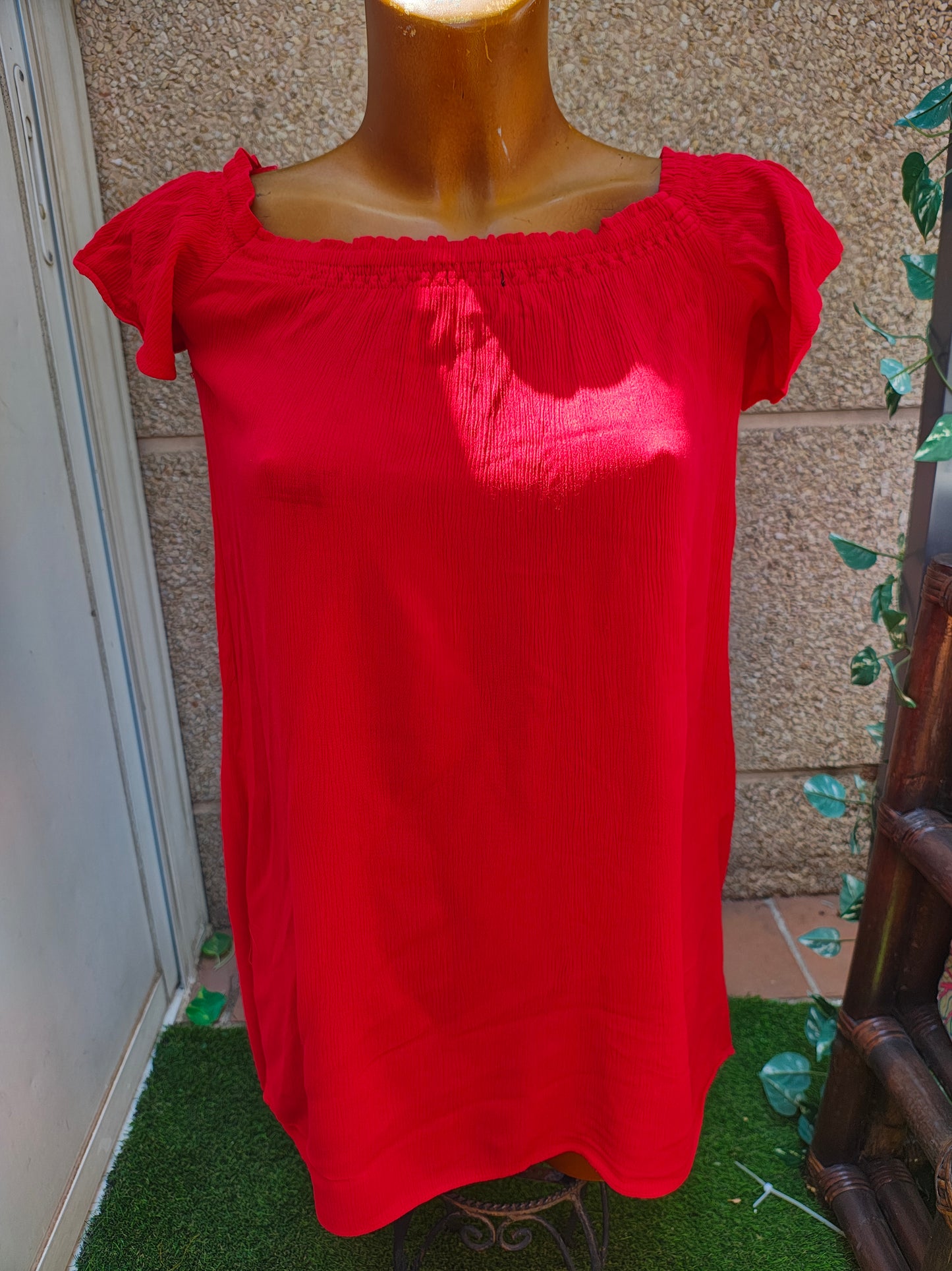 USADO – Vestido naranja de hombros descubiertos BSK GIRL by BERSHKA (Talla S)