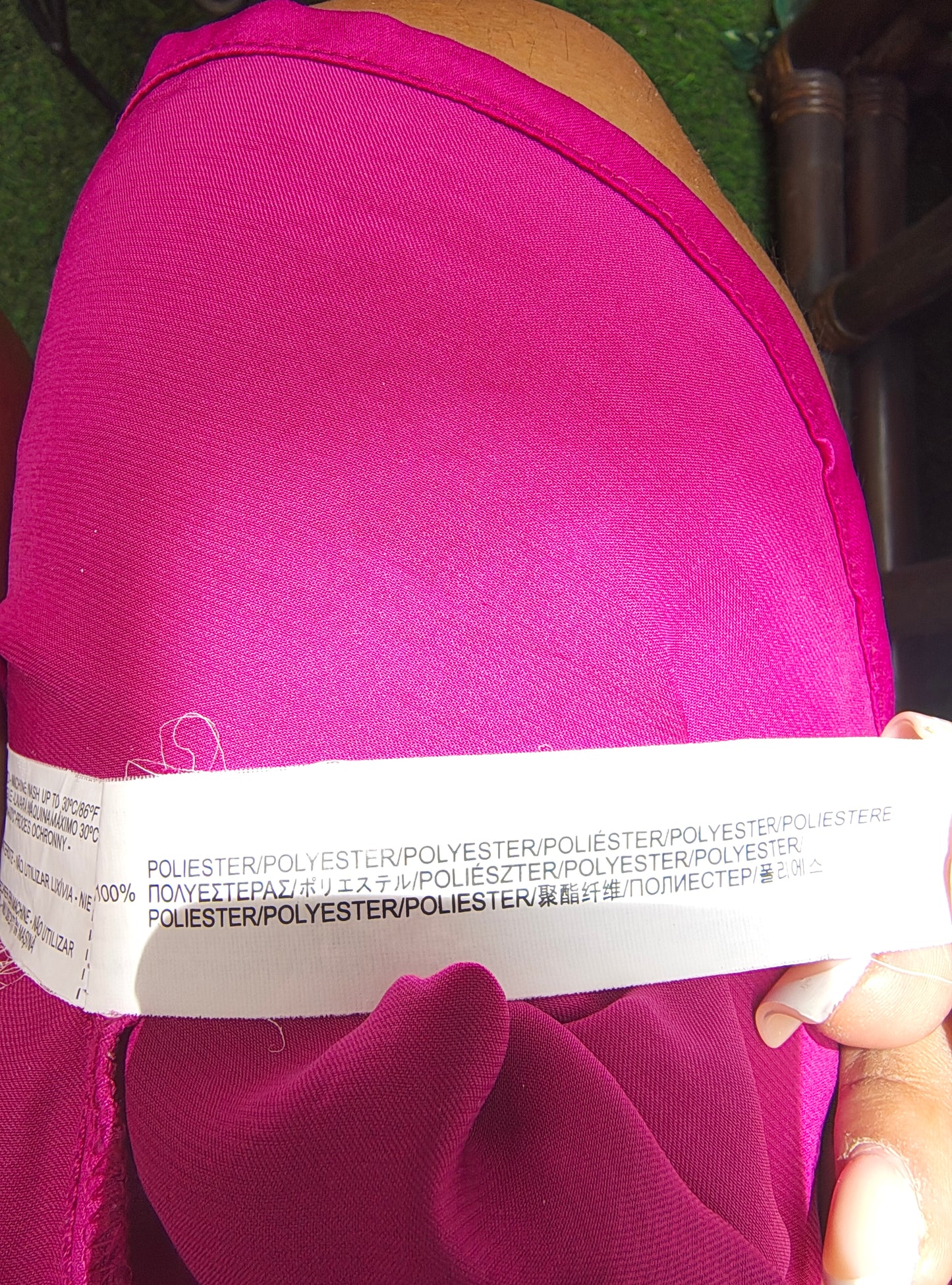 USADO – Top fucsia sin mangas con cremallera trasera STRADIVARIUS (Talla S)