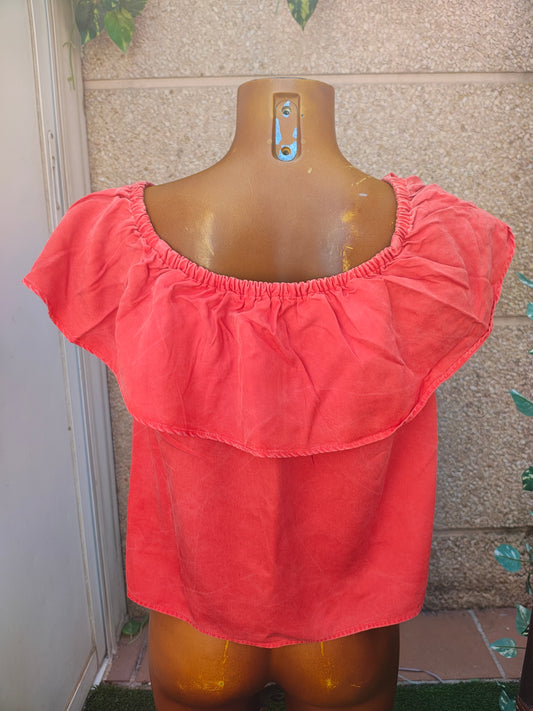 USADO – Top naranja con escote elástico y volante de MANGO Casual (Talla S)
