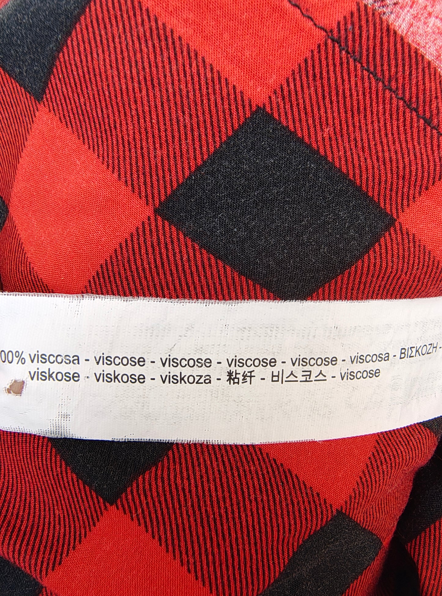 USADO – Camisa de cuadros rojos y negros BERSHKA BSK Girl (Talla M)