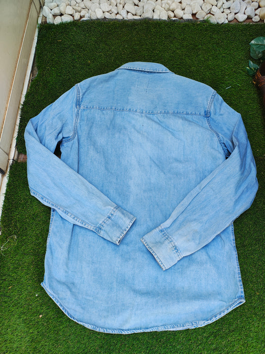 USADO – Camisa vaquera de manga larga ZARA Relaxed Fit (Talla S)