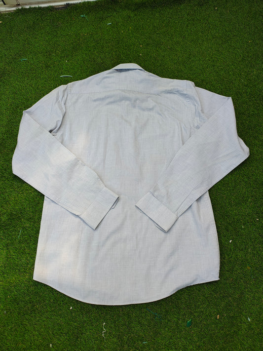 USADO – Camisa gris de manga larga Slim Fit PRIMARK (Talla S)