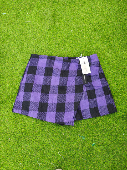 NUEVO  – Short falda de cuadros morado y negro VALENTINA (Talla XL)