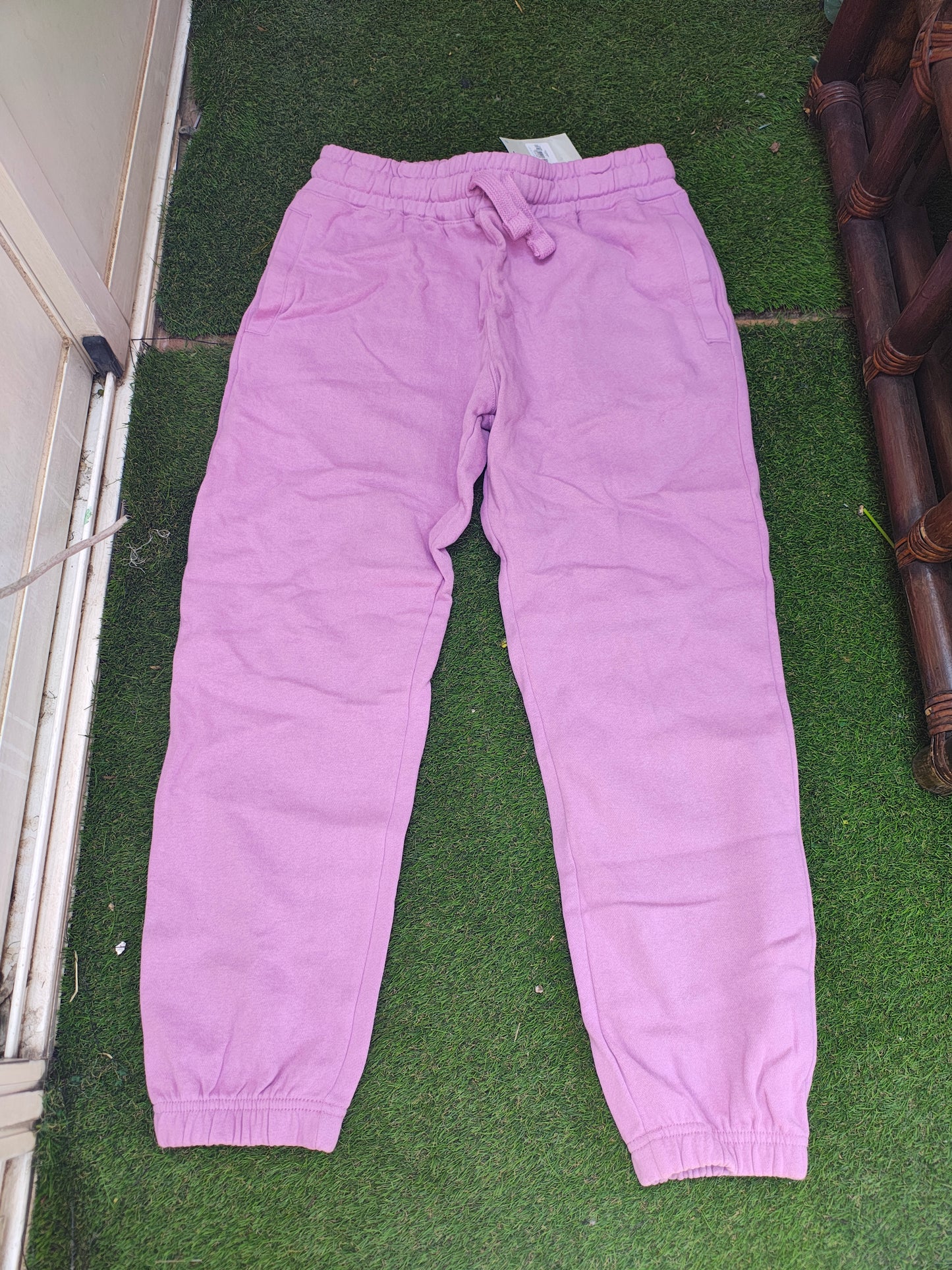 NUEVO– Pantalón de chándal rosa Primark (Talla S)