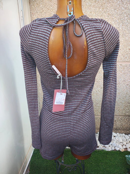 NUEVO – Mono de punto a rayas marrón, negro y blanco Pull&Bear (Talla M)