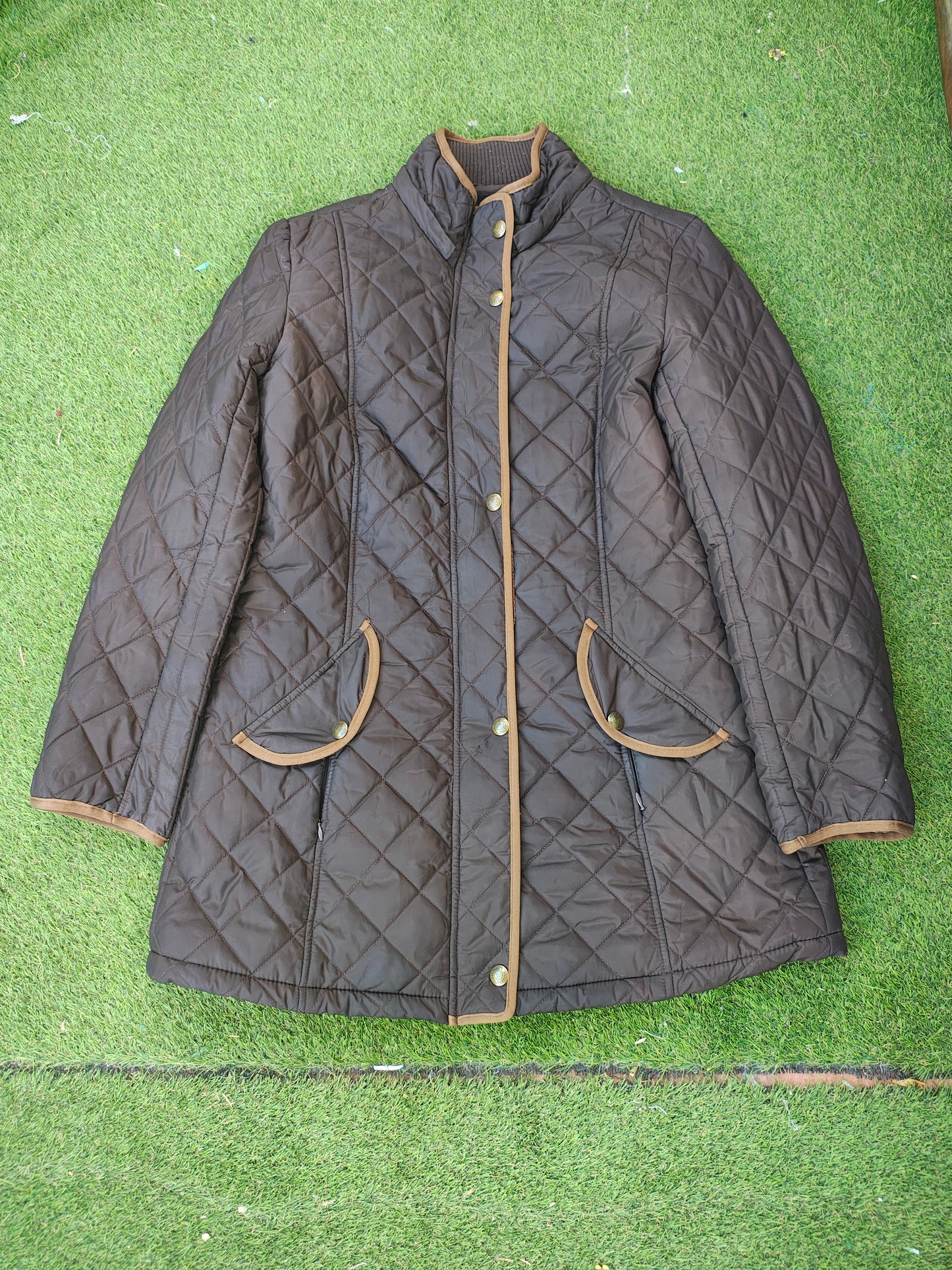 USADO – Chaqueta acolchada marrón con ribetes en contraste CASHEW FLOWER (Talla 44)