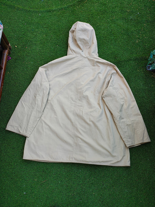 USADO – Abrigo beige con capucha estilo casual Ramowear (Talla S)